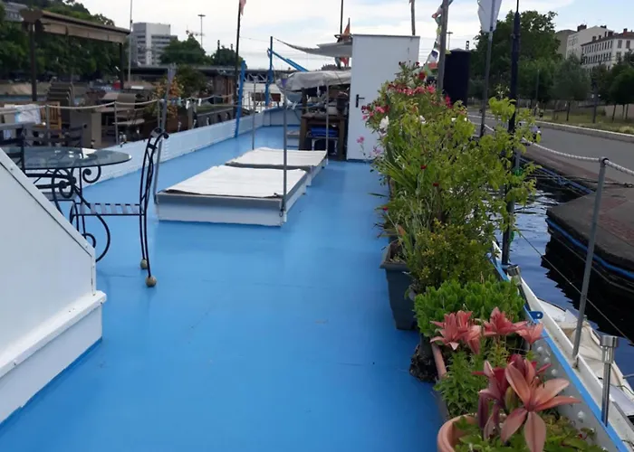 Privatunterkunft Peniche L Oiseau Bleu Lyon